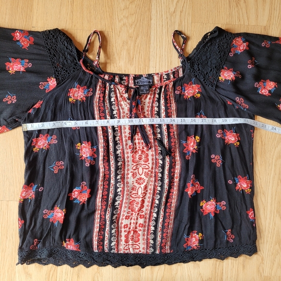 Angie | Boho Cold Shoulder Floral Blouse - S - Picture 10 of 12